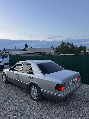 bwb e34: Mercedes-Benz W124: 1993 г., 2.2 л, Механика, Бензин, Седан — 1