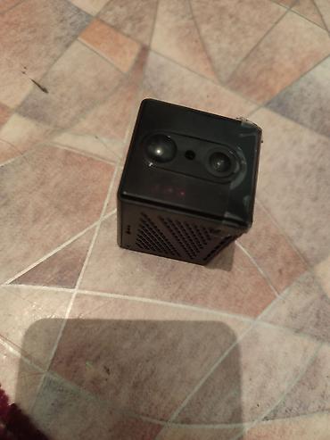 mini projector: Скрытая камера - Форм‑фактор: компактный куб, корпус из чёрного — 1