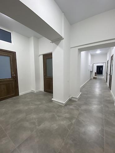 разный: СДАЁТСЯ КОММЕРЧЕСКОЕ ПОМЕЩЕНИЕ — 456 м² ПЕРВАЯ ЛИНИЯ, Бульвар Эркиндик — 10