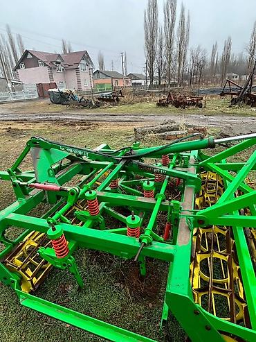 предпосевной компактор: Компактор КПП 2500-1 + навесной оборотный плуг (комплект — 1