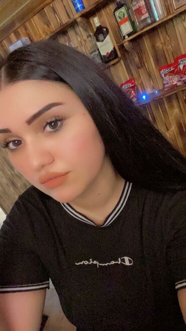 masazir is elani: Ofisiant. 6 ildən artıq təcrübə