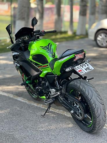 Унаа: Kawasaki Ninja 650 — спортивный дорожный мотоцикл в фирменной — 3
