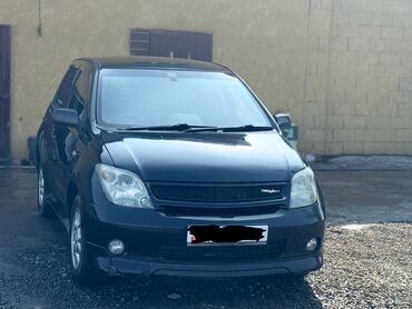 toyota carolla 2003: Toyota ist: 2003 г., 1.5 л, Автомат, Бензин, Хетчбек