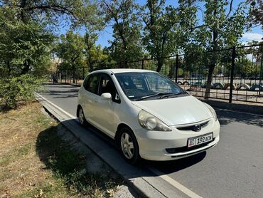 Honda: Honda Fit: 2002 г., 1.3 л, Вариатор, Газ, Хэтчбэк