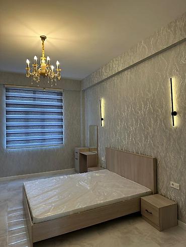 Duş kabinaları, arakəsmələr: Üstü qapalı kabina, Düzbucaqlı — 9