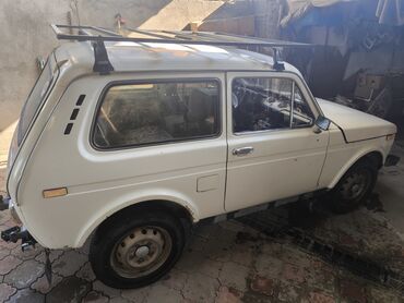 пакырышка нива: ВАЗ (ЛАДА) 4x4 Niva: 1990 г., 1.6 л, Жол тандабас