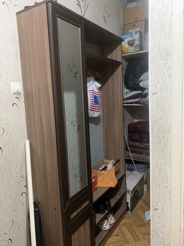 детские двухъярусные кровати из металла: Шкаф-прихожая, Б/у, С зеркалом, Другой материал