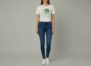 t shirty supreme snoopy: Women`s T-shirt, size S