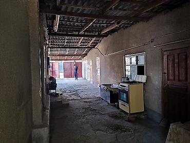 Продажа домов: 3 комнаты, 49 м², 2 соток, Бишкек, Пишпек Агентство недвижимости — 4