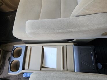 Honda: Honda Elysion: 2004 г., Автомат, Бензин, Минивэн — 13