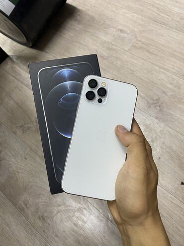 айфон се 3: IPhone 12 Pro, Колдонулган, 128 ГБ, Ак, Коргоочу айнек, Каптама, Куту, 78 %