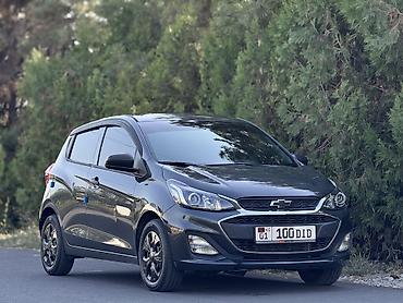 Chevrolet Spark: 2021 г., 1 л, Автомат, Бензин, Хэтчбэк