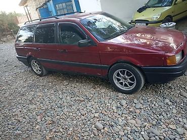 Volkswagen: Volkswagen Passat: 1992 г., 2 л, Механика, Бензин, Универсал — 4