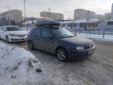 Volkswagen: Volkswagen Golf: 2001 г., 1.6 л, Механика, Газ, Хэтчбэк