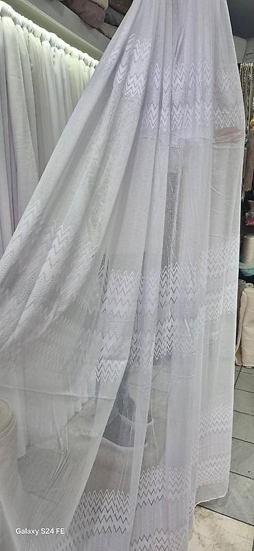 Zavese i draperije: Poluprozirne zavese – bela i krem varijanta, sa tkanoj prugom/dekorom — 16