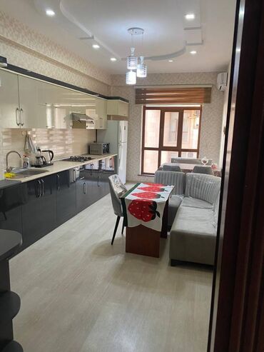 Uzunmüddətli kirayə mənzillər: Xətai m.st. 5-7 dəqiqəlikBƏM - in qarşısında 24 mərtəbənin,22-ci — 6