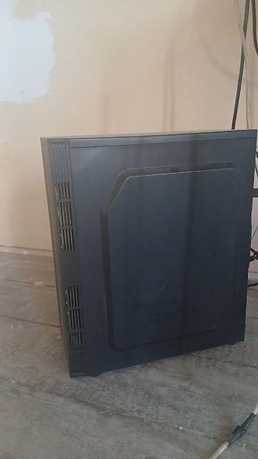 kamp store: Gaming masaüstü PC komplekti - Monitor: Gigabyte 27" düz ekran — 4