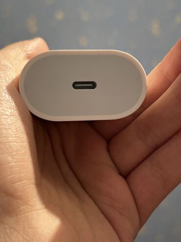 Adapterlər: Adapter Apple, 20 Vt, İşlənmiş