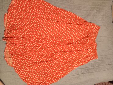 Ətəklər: Yubka tezedi bir defe geyilib, razmer 44 lalafo.az -da Ətəklər: Yubka tezedi bir defe geyilib, razmer 44