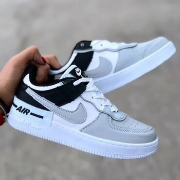 Patike: Nike air force shadow patike

Novo
Brojevi 36 do 46, zavisi od broja — 3