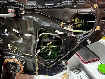 б4 80: Toyota Land Cruiser: 2004 г., 4.7 л, Автомат, Газ, Внедорожник — 9