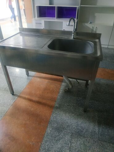 Kənd təssərüfatı avadanlığı: Paslanmayan poladdan (inox) tək çanaqlı peşəkar mətbəx lavabosu -