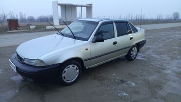 дево нексия: Daewoo Nexia: 2002 г., 1.5 л, Механика, Бензин, Седан