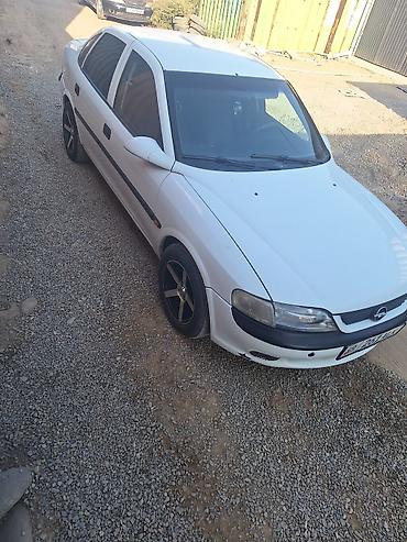 опел вектира: Opel Vectra: 1996 г., 1.8 л, Механика, Бензин, Седан — 3