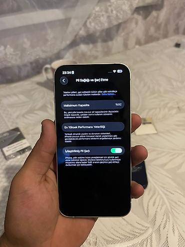 mac mini m2: IPhone 13, Ağ, Face ID — 4