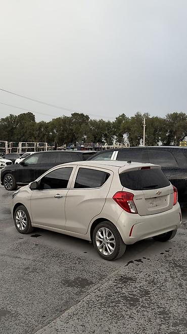 spark 2018: Chevrolet Spark: 2020 г., 1.1 л, Вариатор, Бензин, Хэтчбэк — 5
