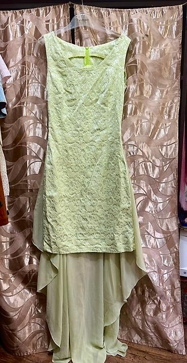 Рубашки: Классическая женская рубашка с коротким рукавом, выполненная из легкой — 11