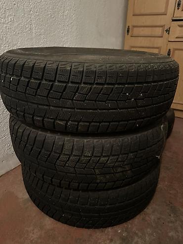 Шины и диски: Зимние шины 205/70 R15 — комплект из 4 шт. Особенности: - Размер — 2