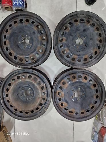 Məhsul: 4 ədəd polad disk və 4 ədəd dekorativ qapaq dəsti catsız