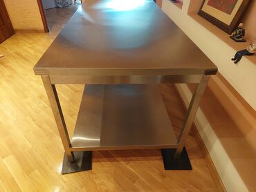 нержавейка стол: Paslanmayan poladdan istehsal olunmuş peşəkar iş masası - Material