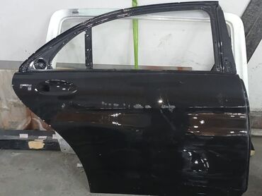 фольксваген поло новый кузов: Sağ arxa, Mercedes-Benz MAYBACD, 2017 il, Almaniya, Ünvandan götürmə, Ödənişli çatdırılma
