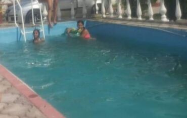 Kuće na prodaju: 420 kv. m, 6 soba — 25