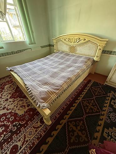 Эки кишилик керебет, Колдонулган, Матрасы бар, узуну - 220 см — 2