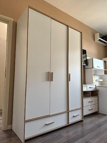 2el dolablar: İşlənmiş, 3 qapılı, Siyirməli, Ağ, Taxta, Açılan, Düz dolab — 4