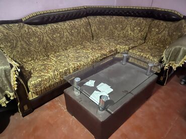 Ev üçün digər mebel: Künc divan, İşlənmiş, Açılmayan