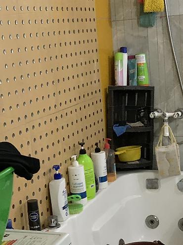 Продажа коттеджей и домов: Продается дом кирпичный 70м2, на участке 3 сотки. Расположен в черте — 10