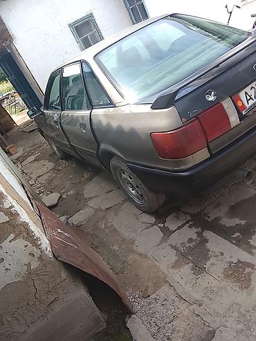 заз 986: Audi 80: 1988 г., 1.8 л, Механика, Бензин, Седан — 6