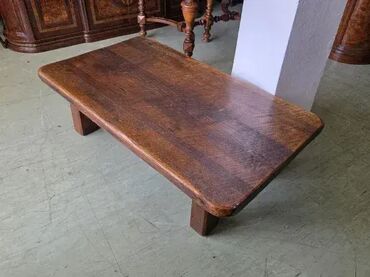 Stilski klub stolovi: Masiva tezak sto puno drvo hrast. Duzina 140 cm Sirina 80 cm Visina 45 — 6