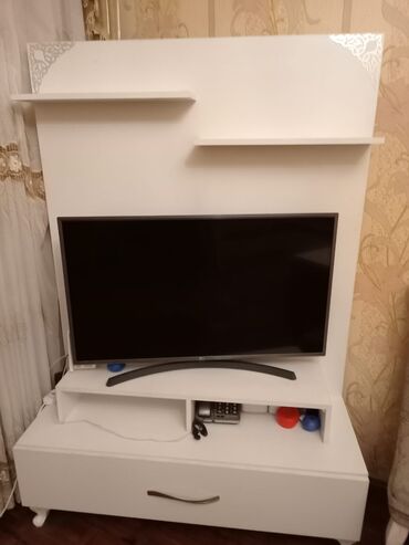 tv stend alçıpan: TV altlığı