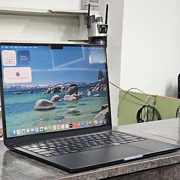 часы apple watch 9: Macbook Air 2022 в отличном состоянии. • Процессор: Apple m2 • — 2