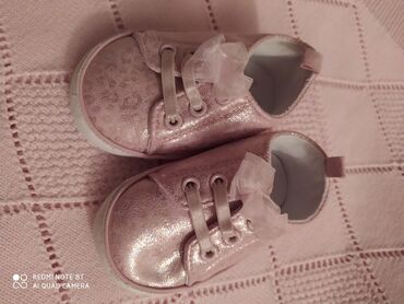 18 hot: Обувь для малышей 6-9 месяцев до года подходят как новые. Mothercare