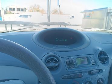 vaz 2109: Toyota Yaris: 2001 г., 1.3 л, Автомат, Бензин, Хэтчбэк — 4