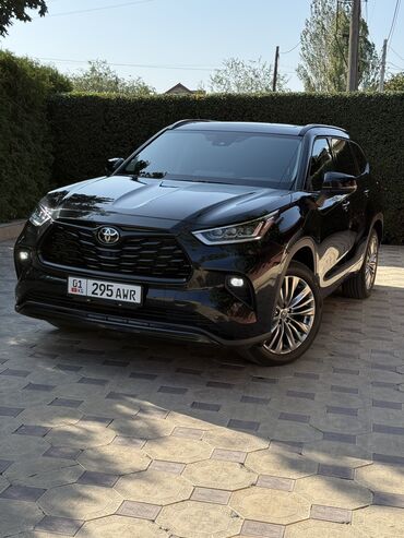 ремень безопасности камри: Toyota Highlander: 2025 г., 2 л, Автомат, Бензин, Кроссовер