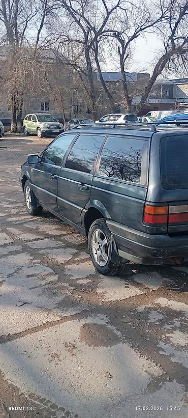 Volkswagen: Volkswagen Passat Variant: 1993 г., 2 л, Механика, Бензин, Универсал at lalafo.kg — 11 Volkswagen: Volkswagen Passat Variant: 1993 г., 2 л, Механика, Бензин, Универсал — 11