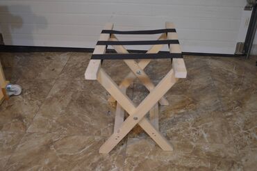 Ostali nameštaj: Prodajem stalak za kofere koji čini komfor u vašem apartmanu ili kući na lalafo.rs — 6 Ostali nameštaj: Prodajem stalak za kofere koji čini komfor u vašem apartmanu ili kući — 6