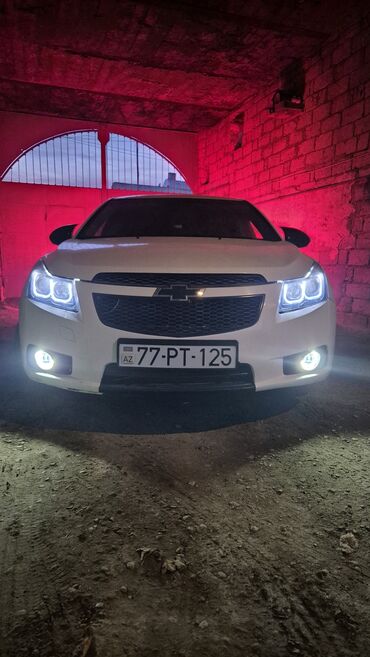 Chevrolet: Chevrolet Cruze: 1.6 l | 2010 il 260000 km Sedan — 10